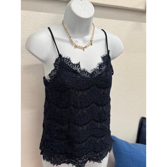 Monteau Lace tank top - Picture 1 of 6